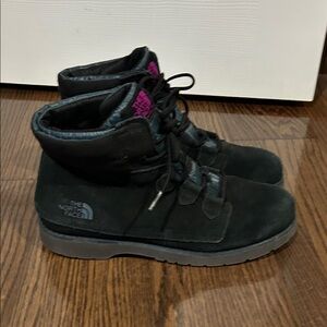 The North Face Black lace up winter warm snow boots sz 8